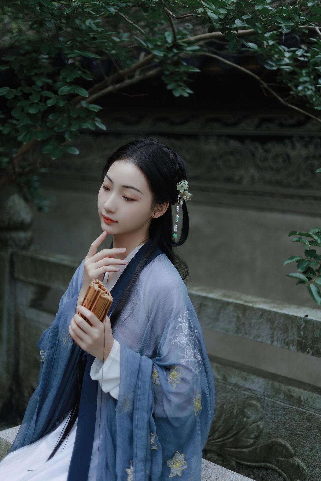 YiTuYu艺图语 Vol.2478 Xiao Dai Tong Xue