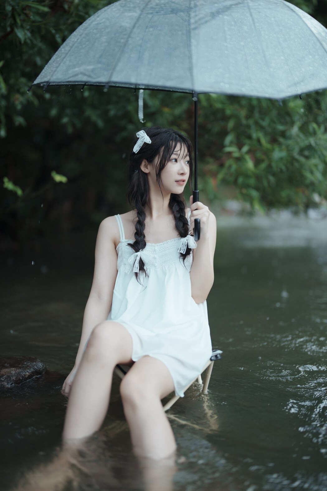 YiTuYu艺图语 Vol.2472 Qi Qi