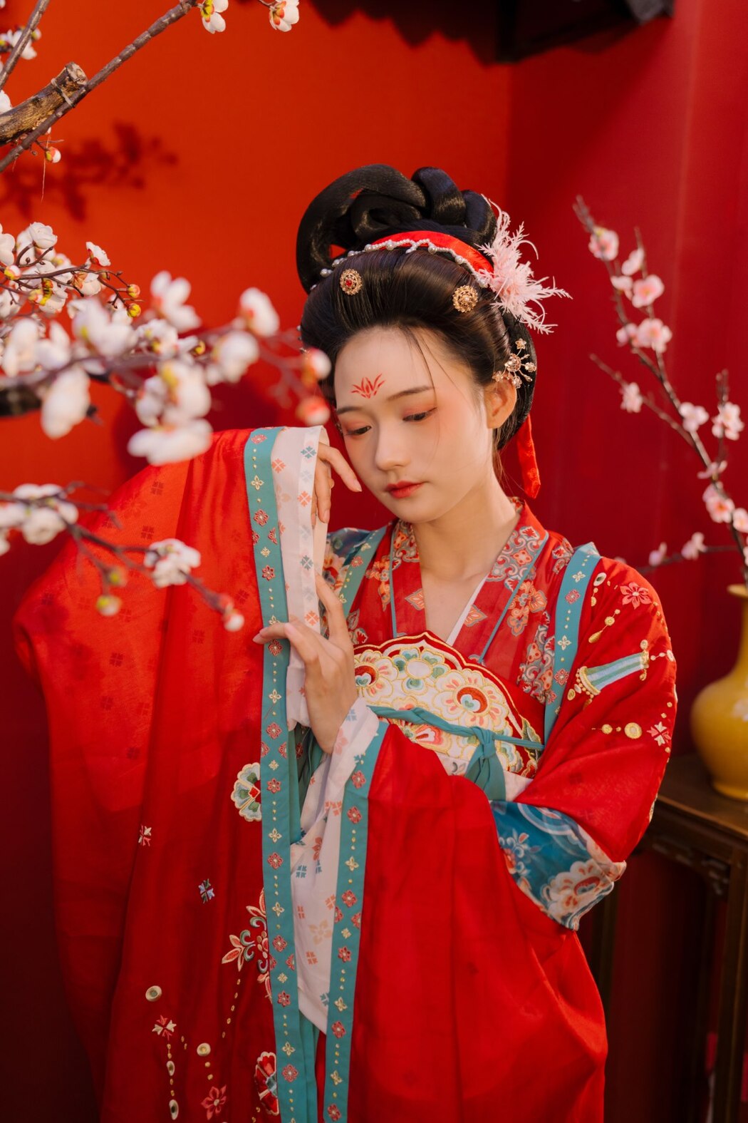 YiTuYu艺图语 Vol.2457 Tu Zi Zzz Bu Chi Hu Luo Bo