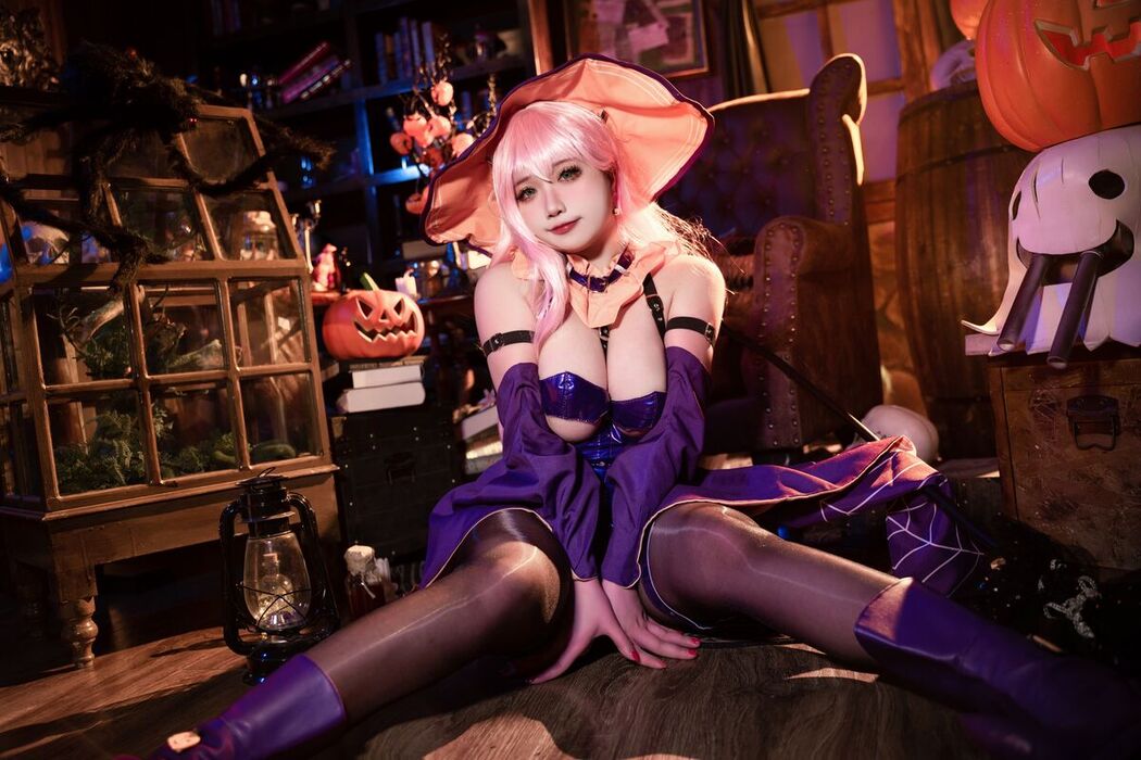 Coser@贞子蜜桃 – 孟菲斯