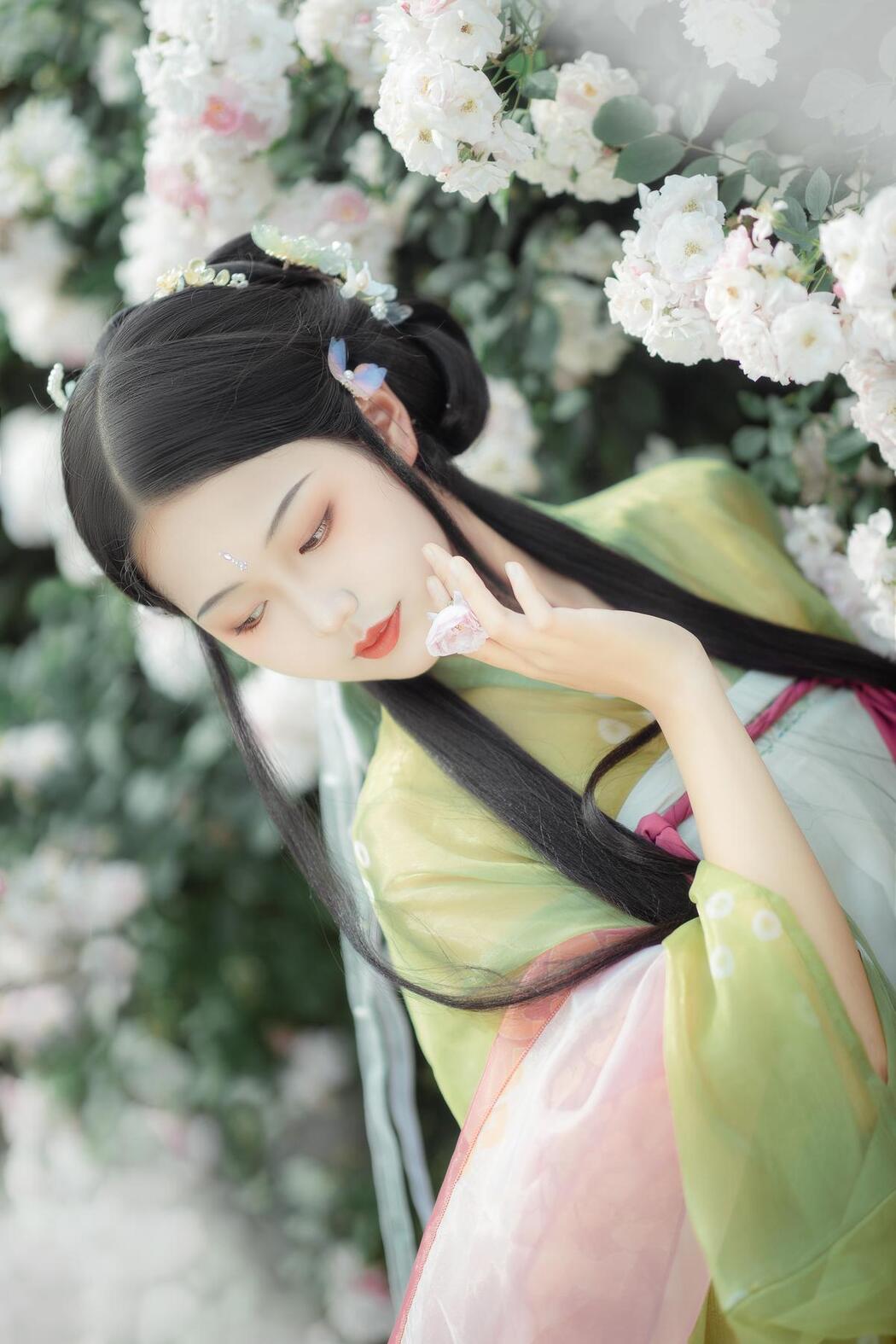YiTuYu艺图语 Vol.2486 Ruo Yun