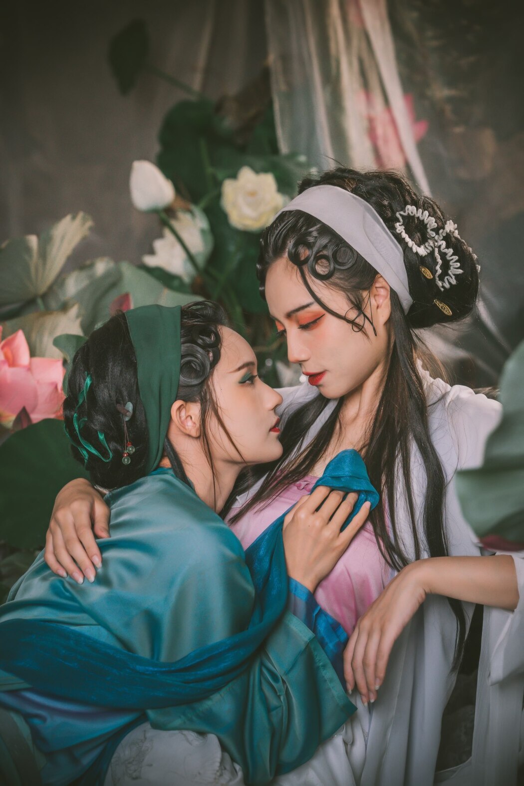 YiTuYu艺图语 Vol.2443 Tu Zi Zzz Bu Chi Hu Luo Bo