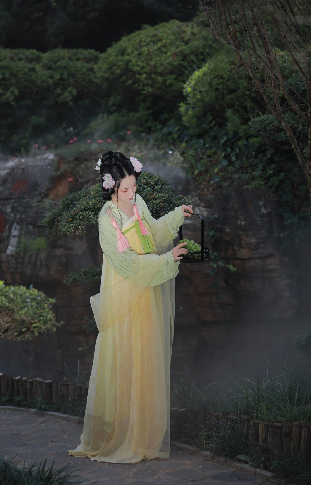 YiTuYu艺图语 Vol.2439 Luo Hua Ren Du Li