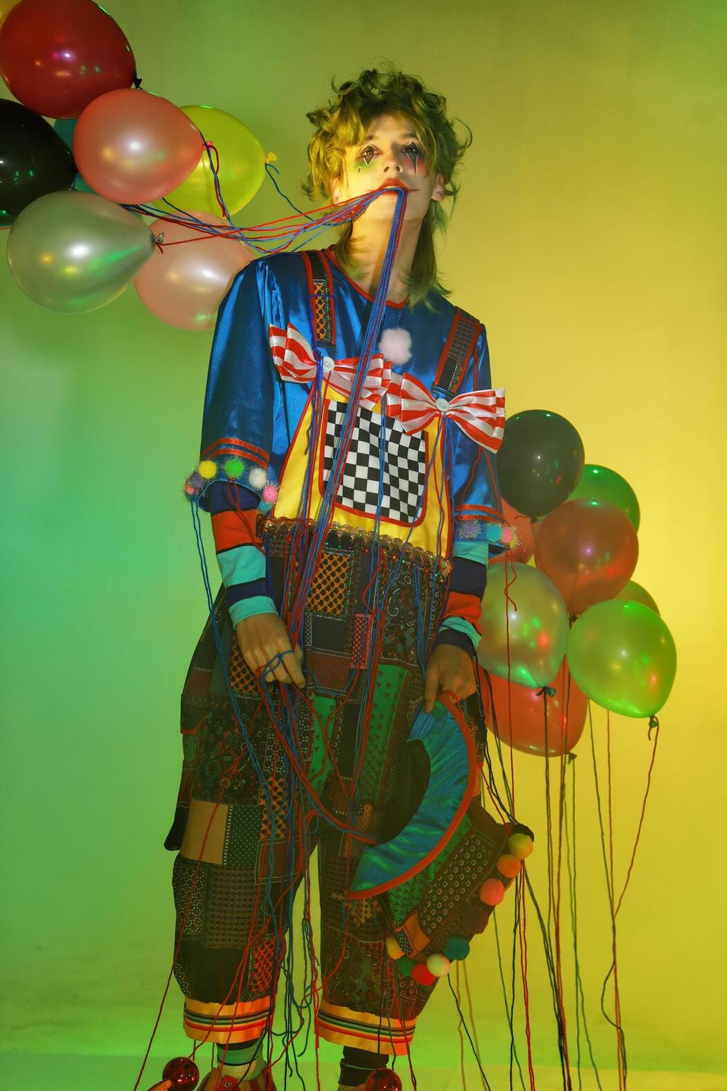 YiTuYu艺图语 Vol.2481 Yoru Kari