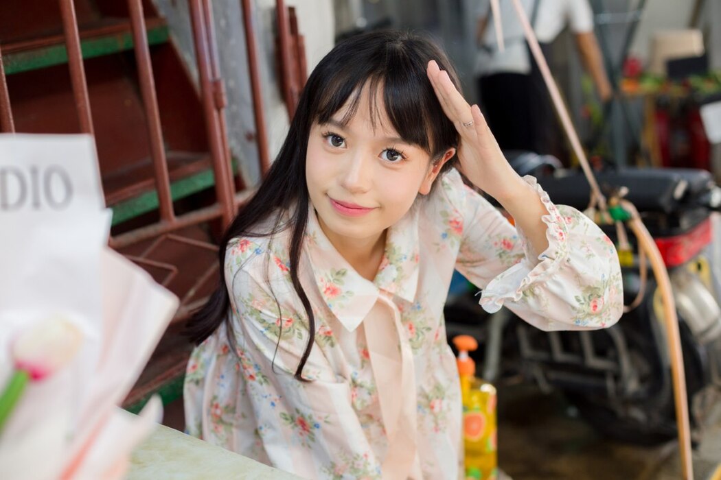 YiTuYu艺图语 Vol.2430 Yan Yun Lin Er
