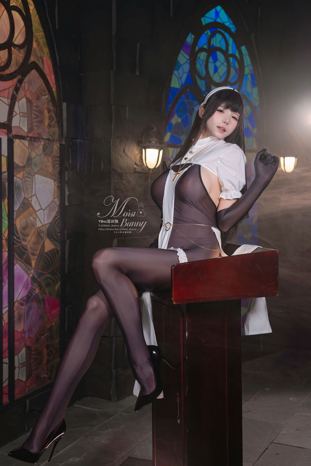 Coser@黏黏团子兔 – 布道圣女