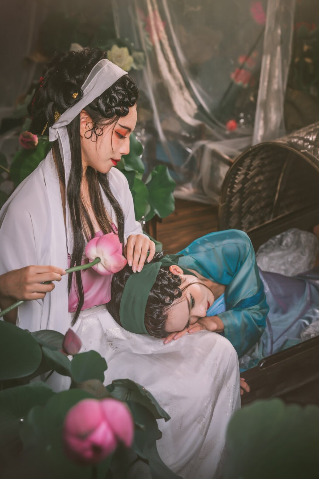 YiTuYu艺图语 Vol.2443 Tu Zi Zzz Bu Chi Hu Luo Bo