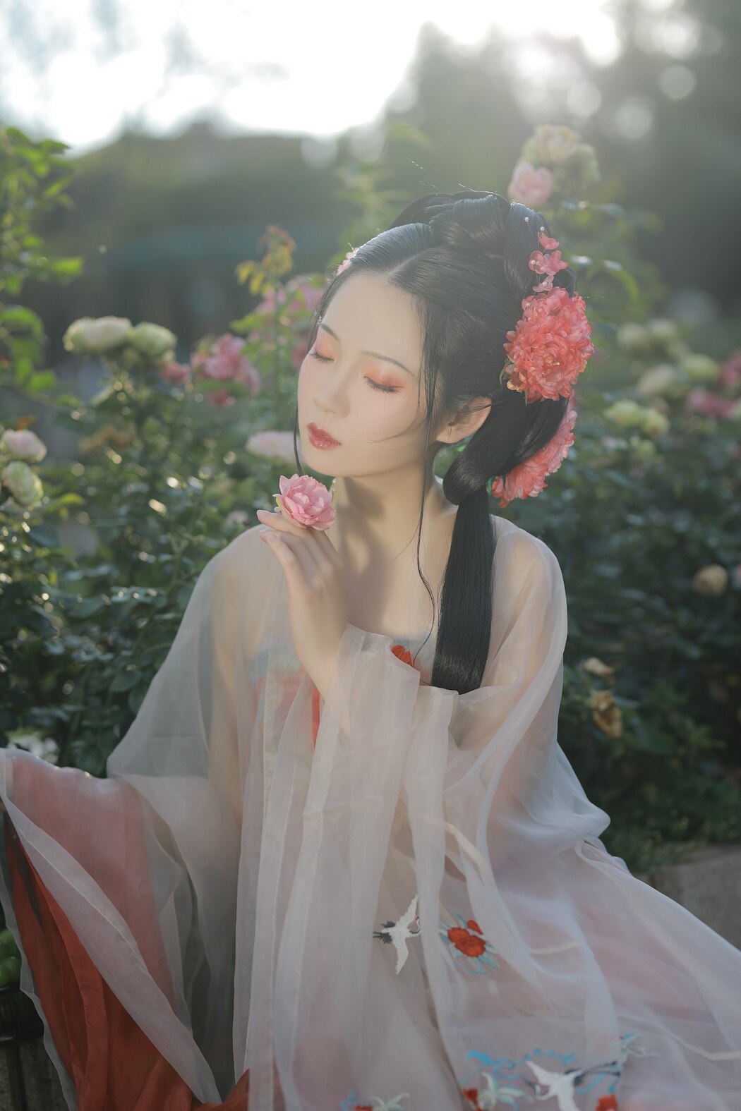 YiTuYu艺图语 Vol.2417 Luo Hua Ren Du Li