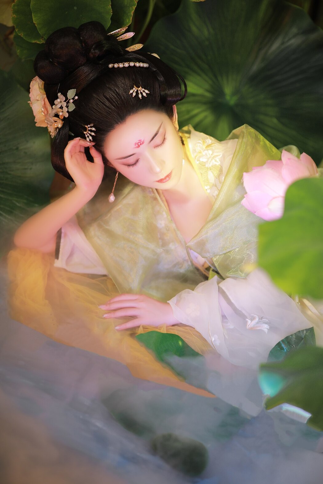YiTuYu艺图语 Vol.2448 Ye Qing Qiu