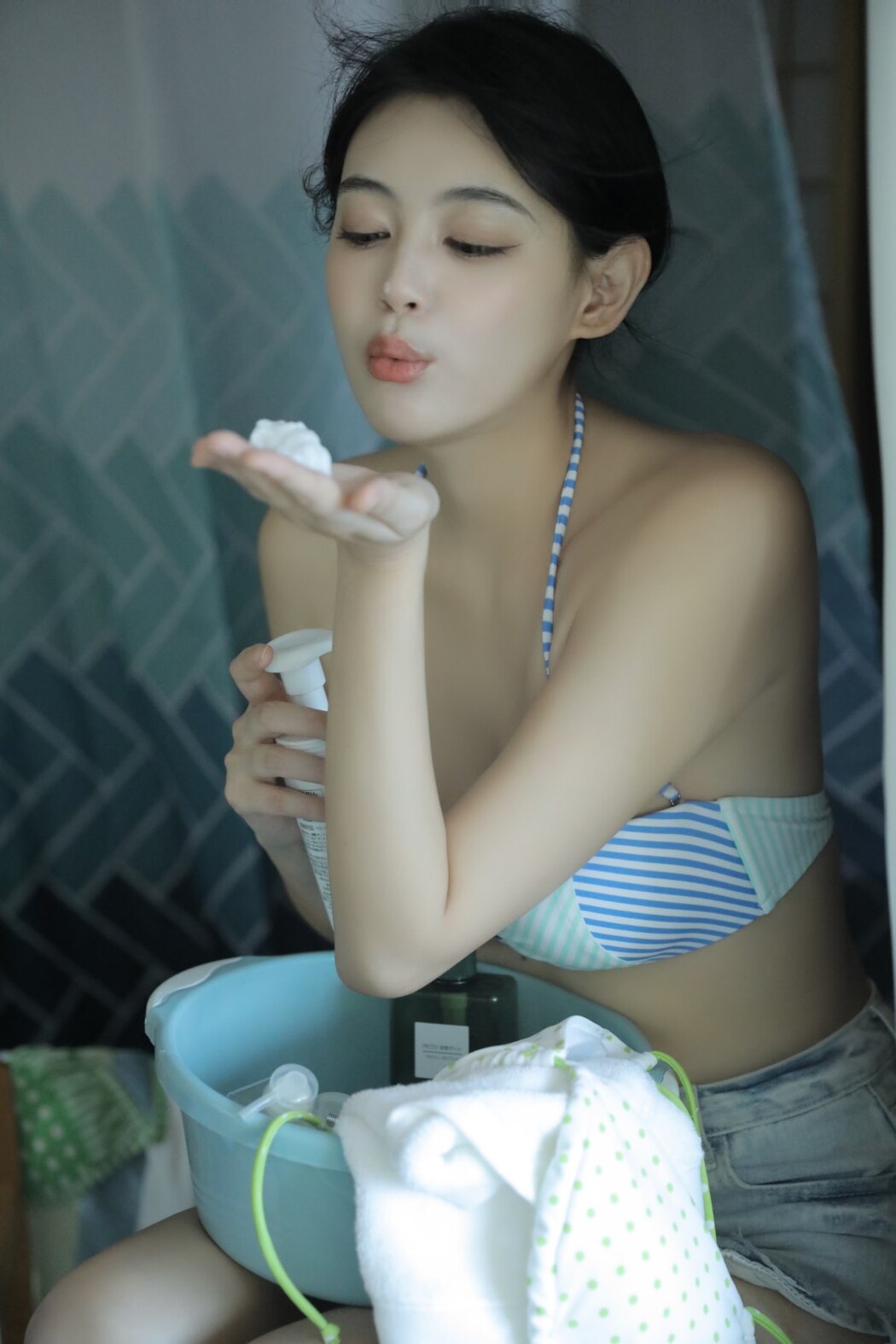 YiTuYu艺图语 Vol.2419 Fu Si Wei Er