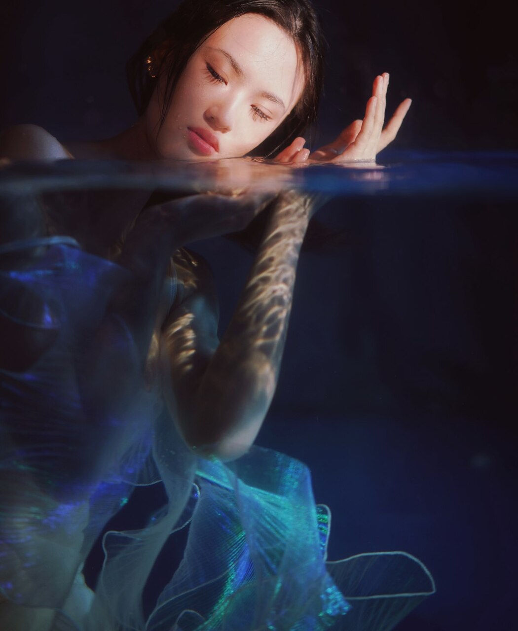 YiTuYu艺图语 Vol.2412 Man Qiu