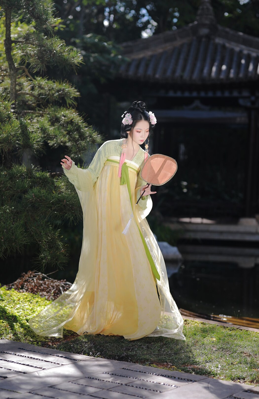YiTuYu艺图语 Vol.2439 Luo Hua Ren Du Li