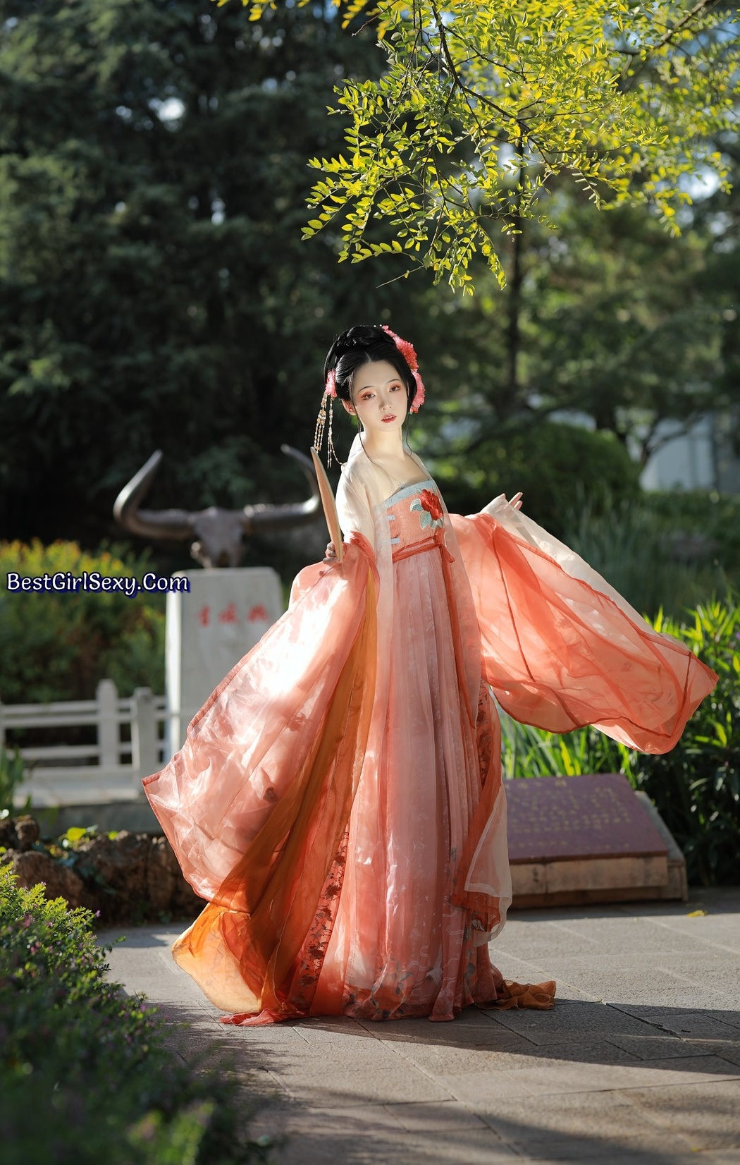 YiTuYu艺图语 Vol.2417 Luo Hua Ren Du Li