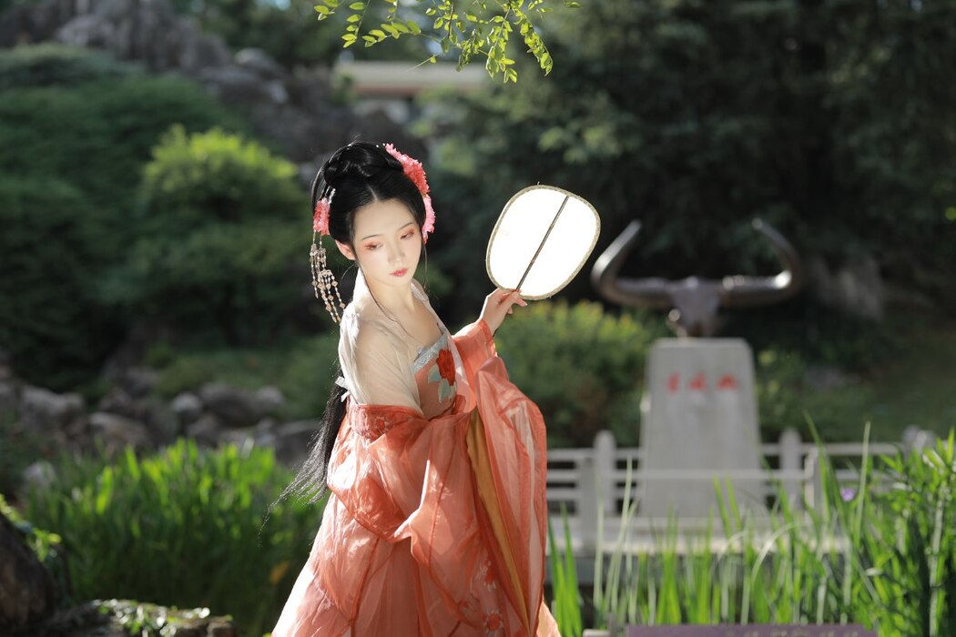 YiTuYu艺图语 Vol.2417 Luo Hua Ren Du Li