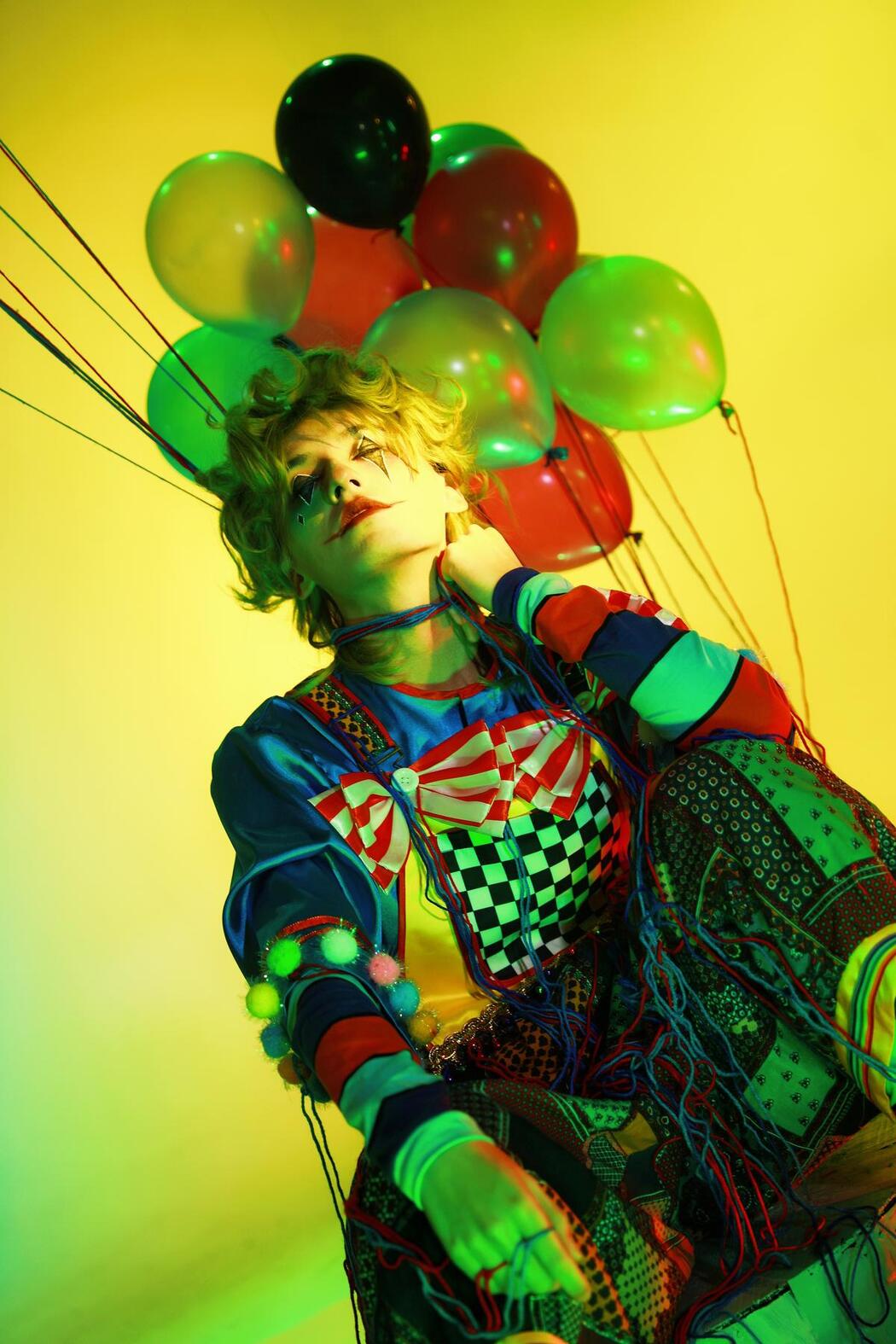 YiTuYu艺图语 Vol.2481 Yoru Kari