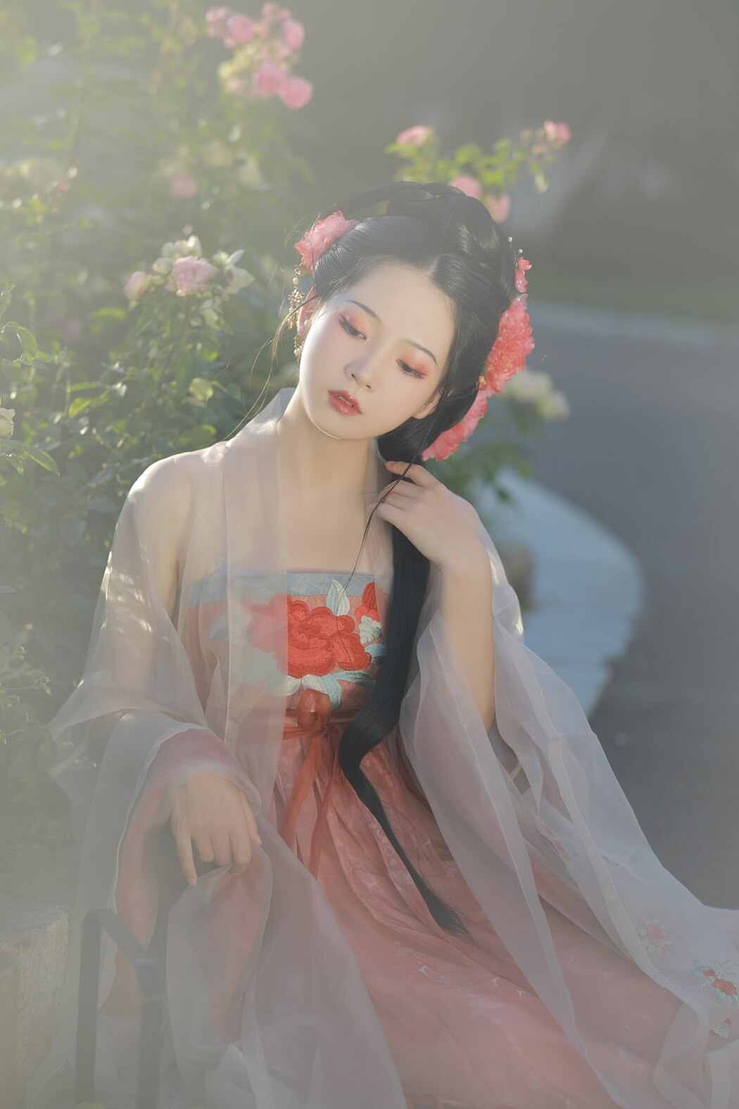 YiTuYu艺图语 Vol.2417 Luo Hua Ren Du Li