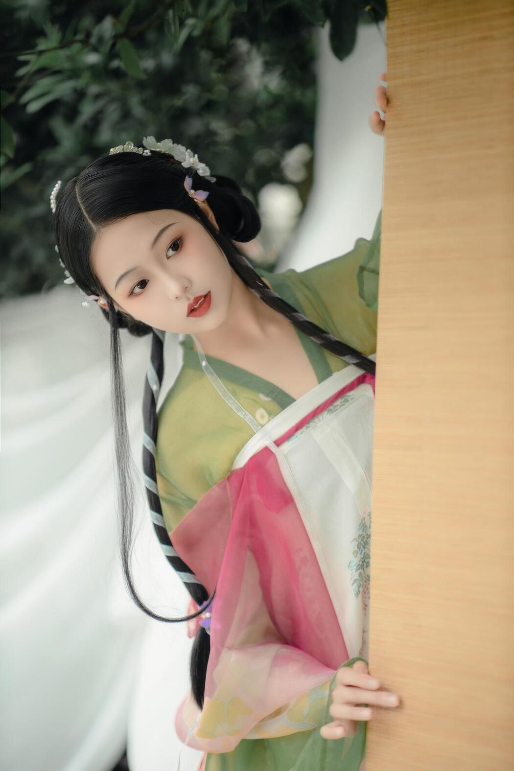 YiTuYu艺图语 Vol.2486 Ruo Yun