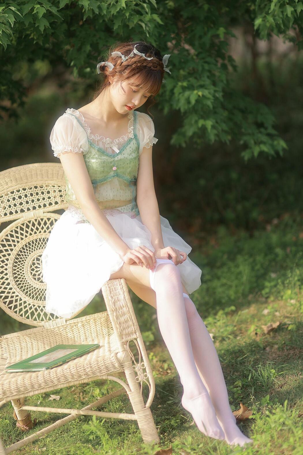 YiTuYu艺图语 Vol.2479 Jin Yu Yu