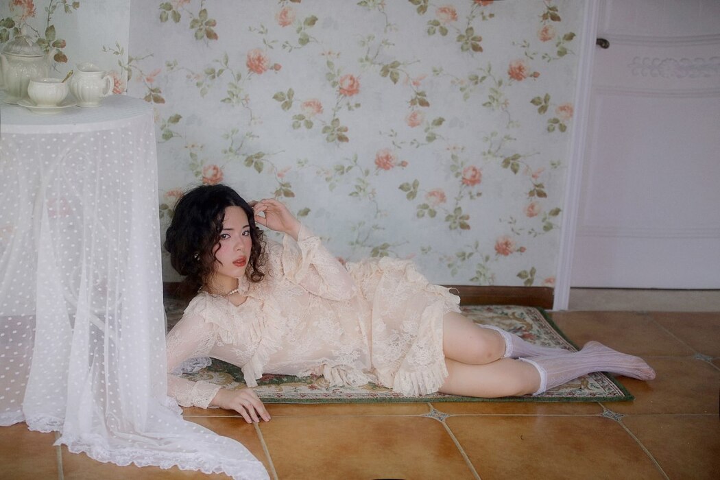 YiTuYu艺图语 Vol.2467 Yi Zhi Qian Qian