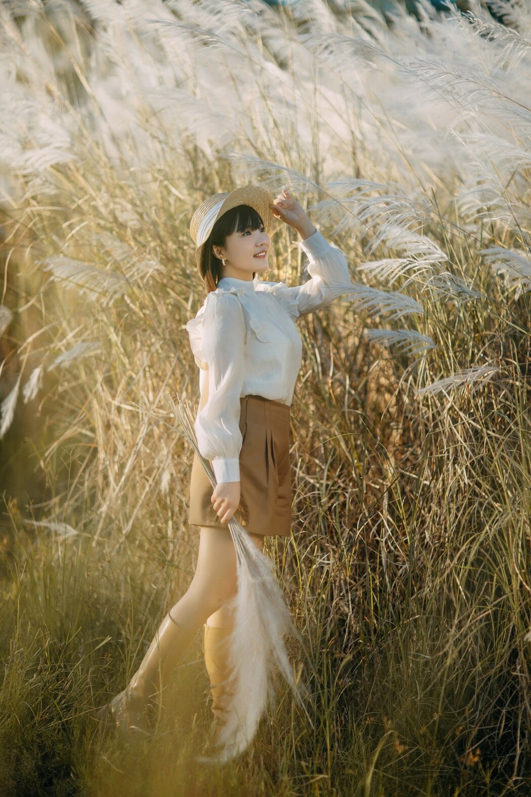 YiTuYu艺图语 Vol.2404 Dong Qin