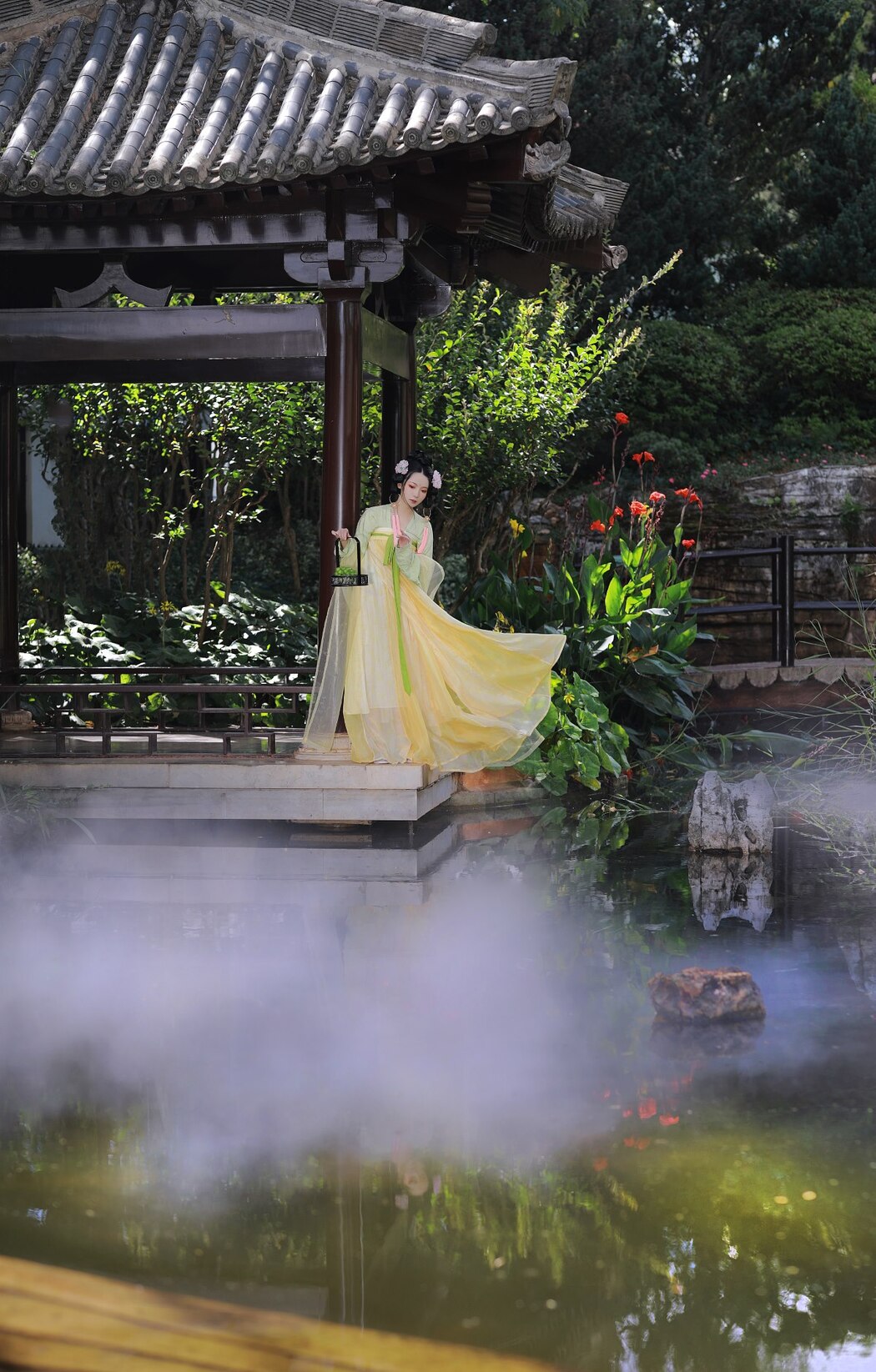 YiTuYu艺图语 Vol.2439 Luo Hua Ren Du Li