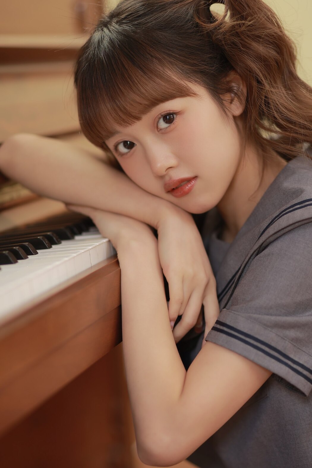 YiTuYu艺图语 Vol.2459 Jin Yu Yu