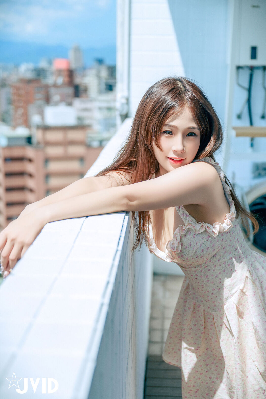 JVID Jie Mi 婕咪 Juice – 民宿巧遇正妹婕咪給了我夢幻又炙熱的假期 Part1
