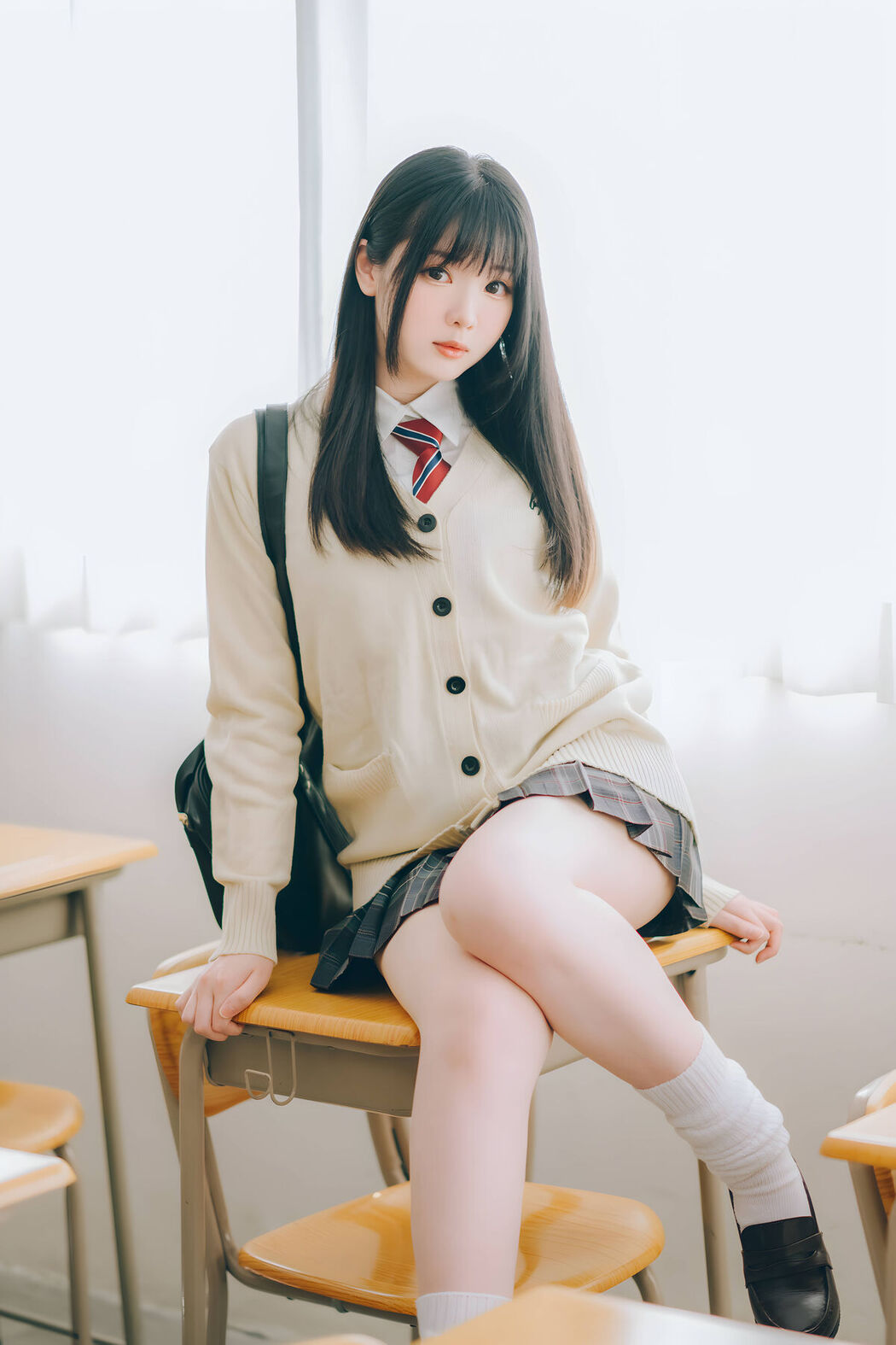 Coser@霜月shimo – DL版写真集 隣のサキュバス霜月さん Vol.01 Part1