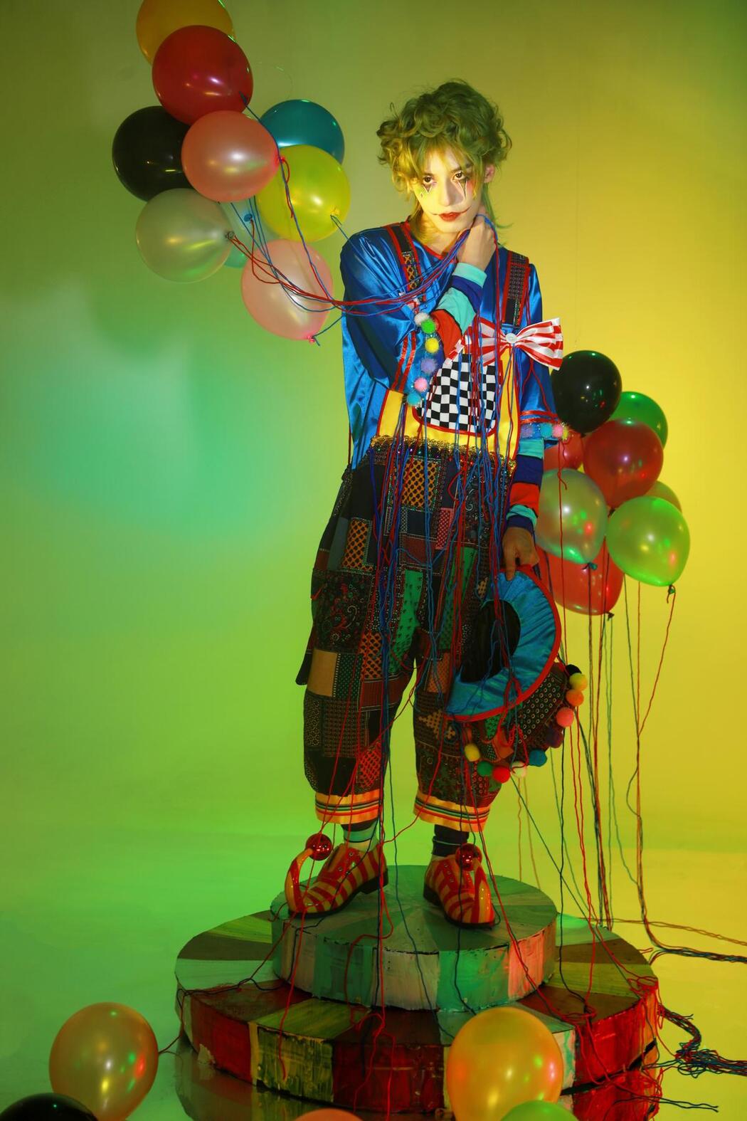 YiTuYu艺图语 Vol.2481 Yoru Kari