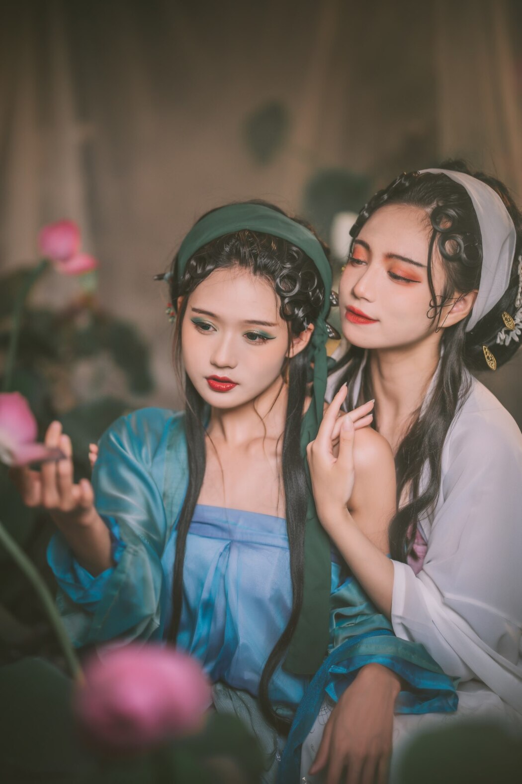 YiTuYu艺图语 Vol.2443 Tu Zi Zzz Bu Chi Hu Luo Bo