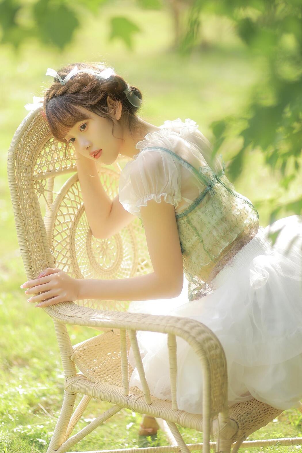 YiTuYu艺图语 Vol.2479 Jin Yu Yu