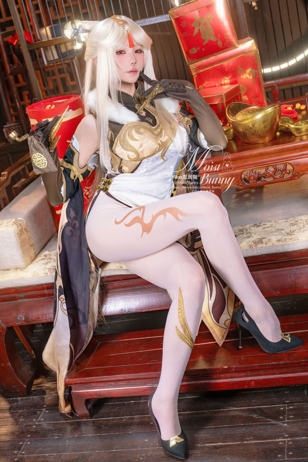 Coser@黏黏团子兔 – 金蛇来财 凝光贺岁 Good Night Kiss