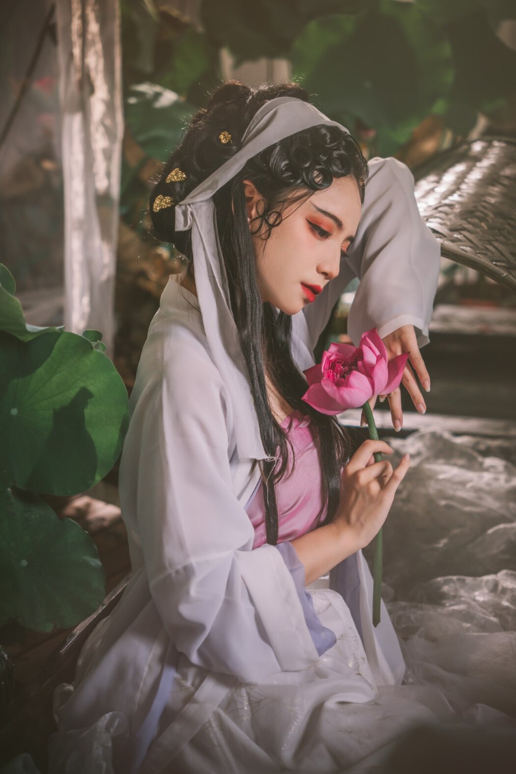 YiTuYu艺图语 Vol.2443 Tu Zi Zzz Bu Chi Hu Luo Bo