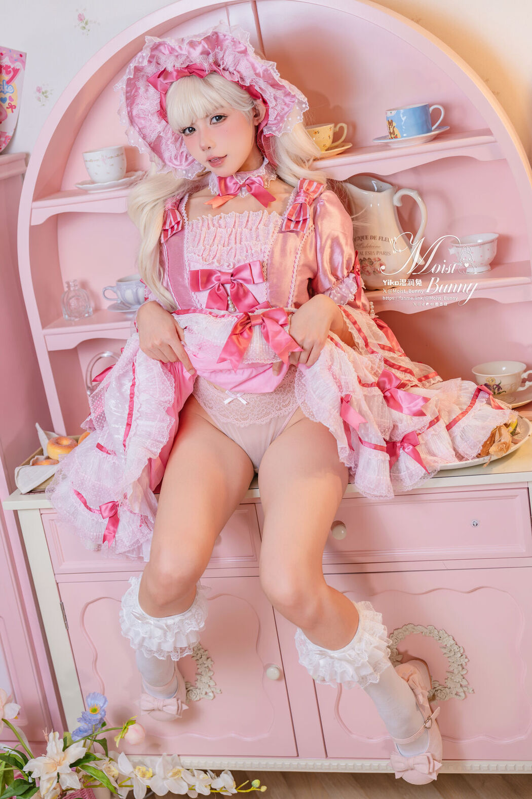 Coser@黏黏团子兔 – 丝绒粉黛