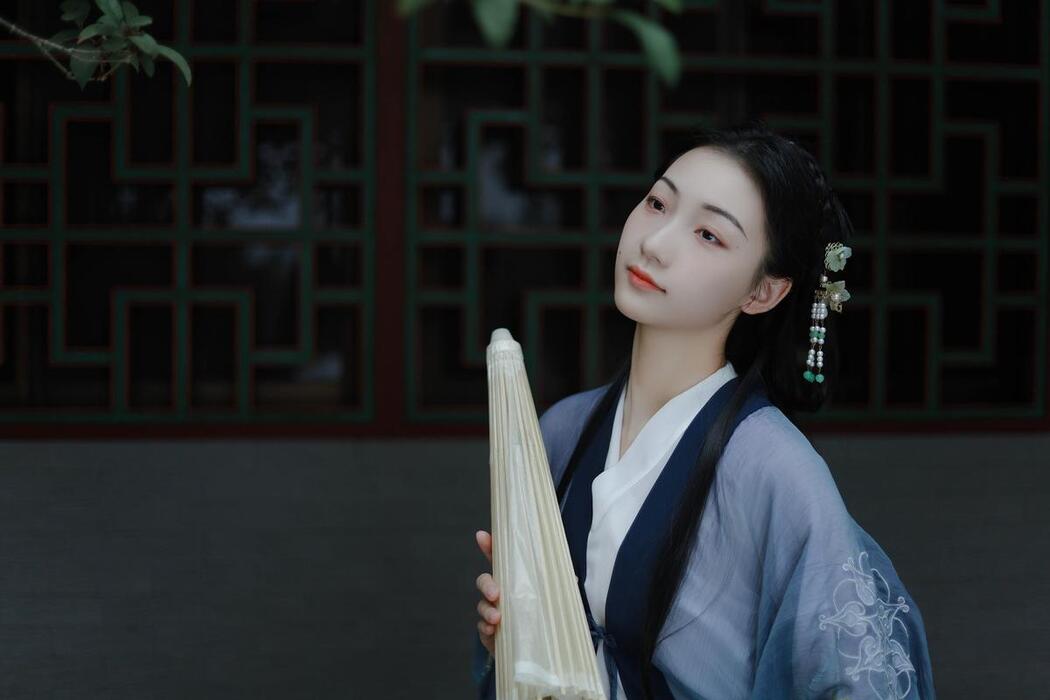 YiTuYu艺图语 Vol.2478 Xiao Dai Tong Xue