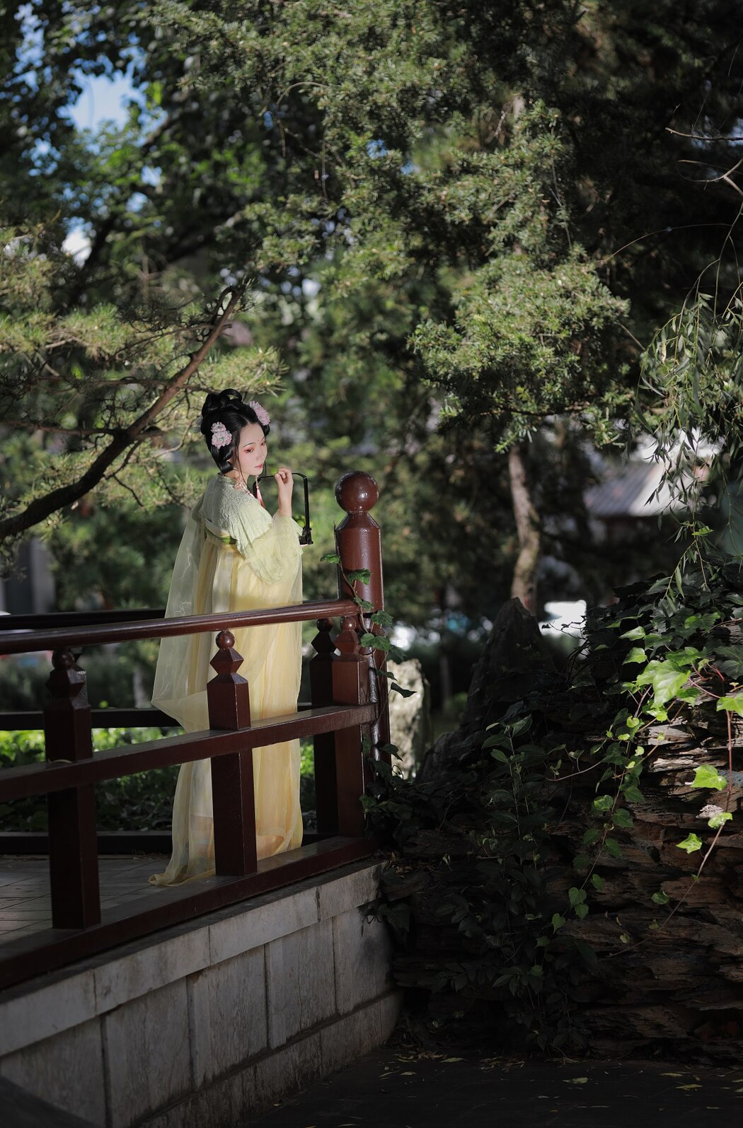 YiTuYu艺图语 Vol.2439 Luo Hua Ren Du Li