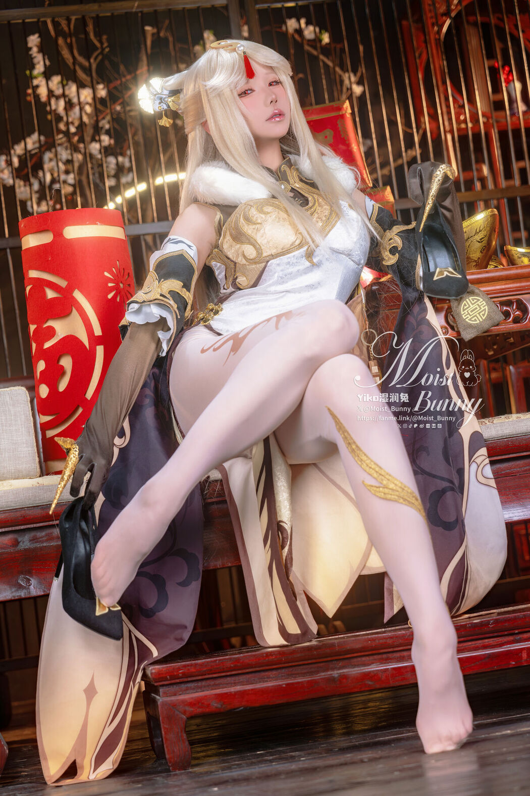 Coser@黏黏团子兔 – 金蛇来财 凝光贺岁 Good Night Kiss