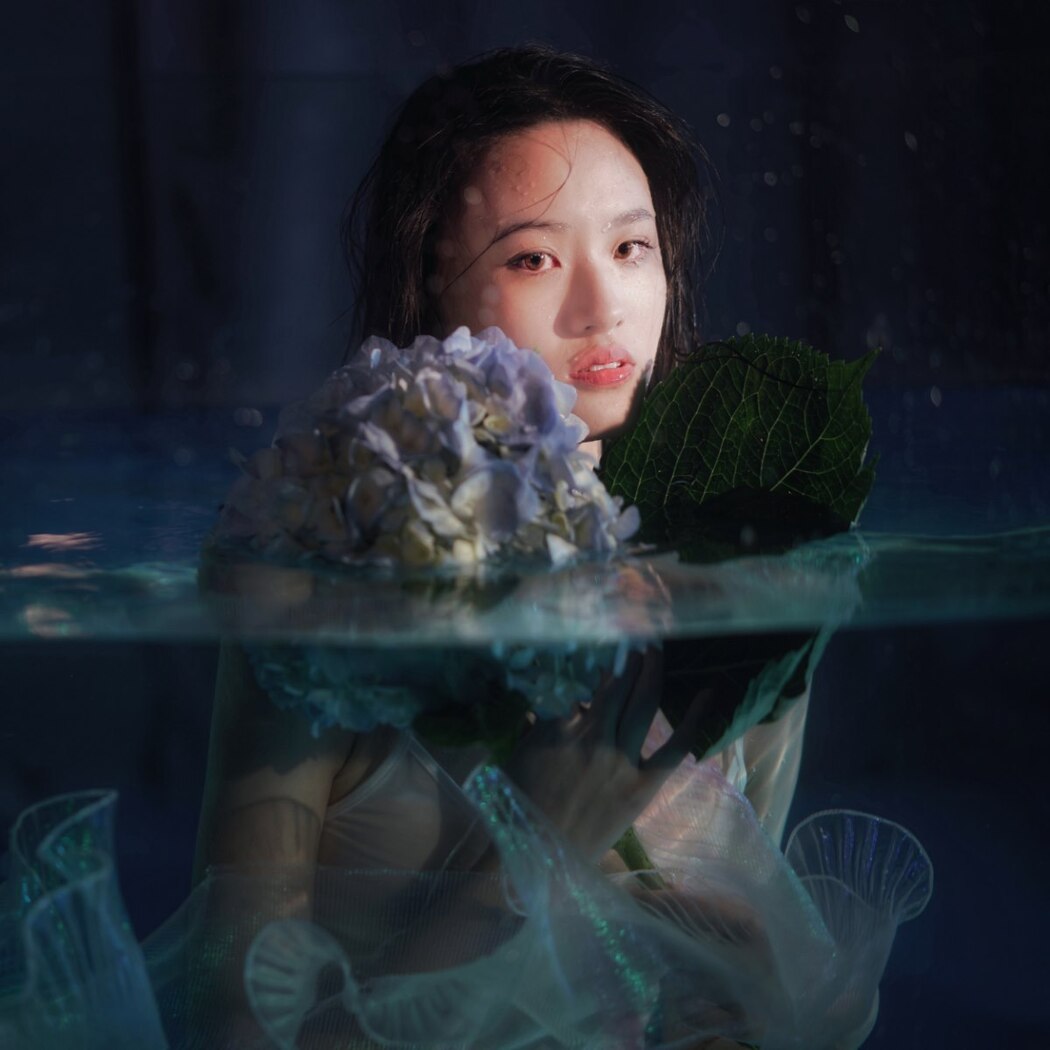 YiTuYu艺图语 Vol.2412 Man Qiu