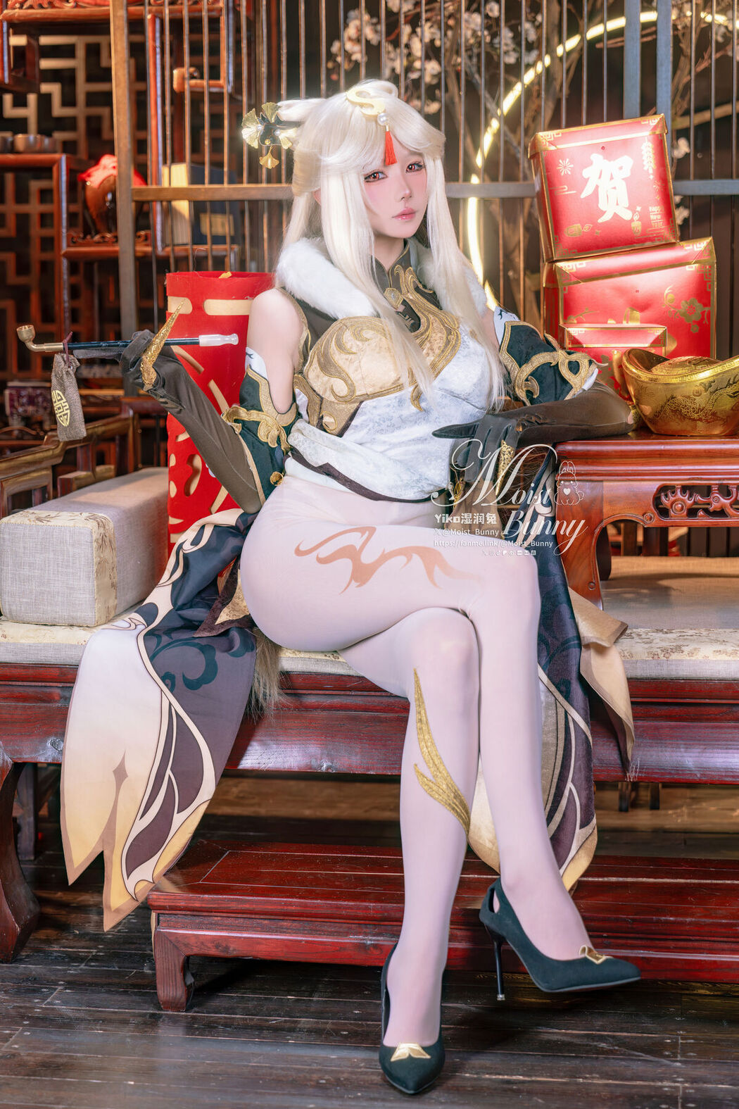 Coser@黏黏团子兔 – 金蛇来财 凝光贺岁 Good Night Kiss