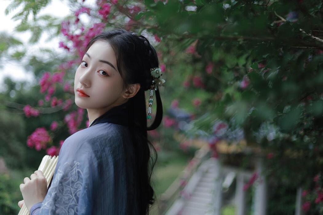 YiTuYu艺图语 Vol.2478 Xiao Dai Tong Xue