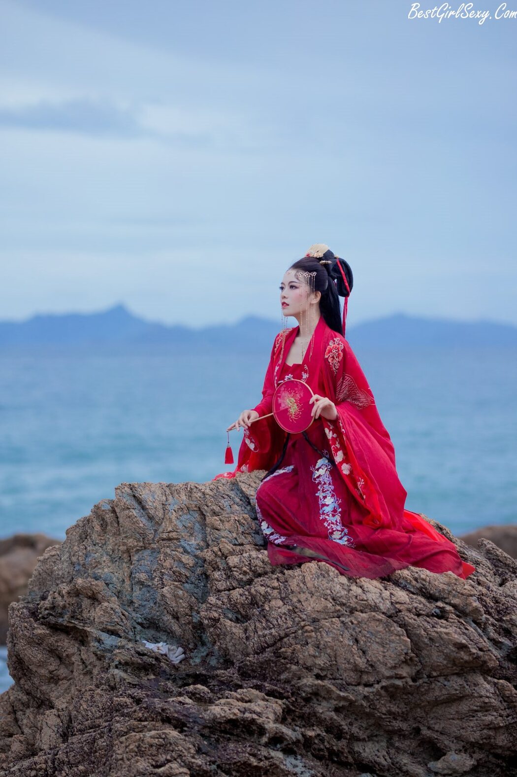 YiTuYu艺图语 Vol.242 Hang Zi