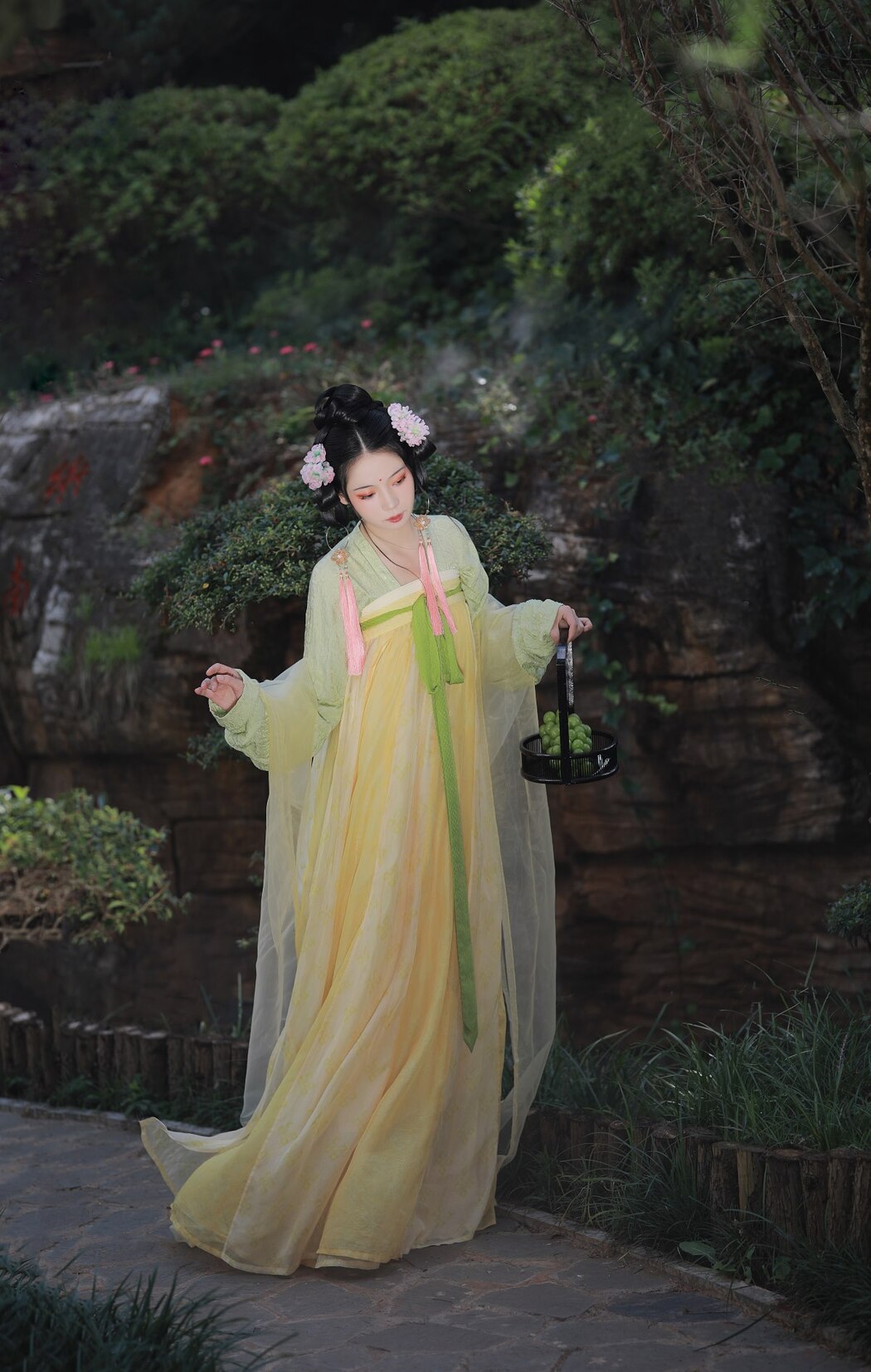 YiTuYu艺图语 Vol.2439 Luo Hua Ren Du Li