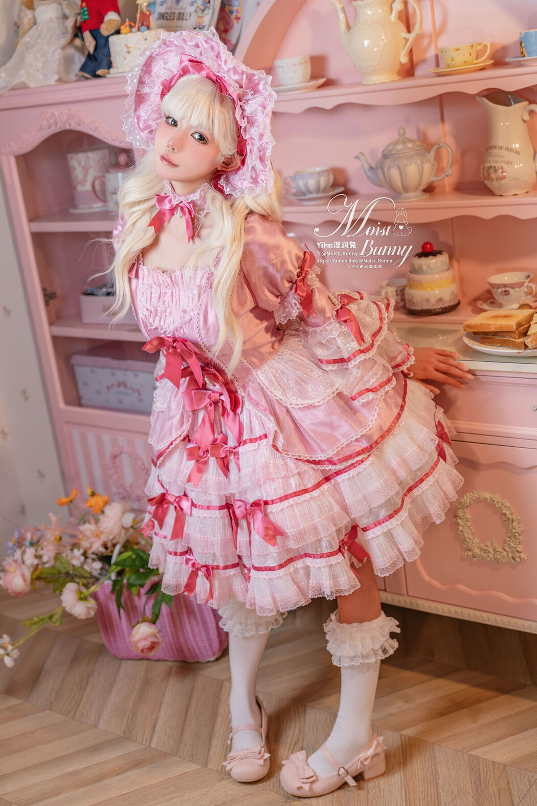 Coser@黏黏团子兔 – 丝绒粉黛
