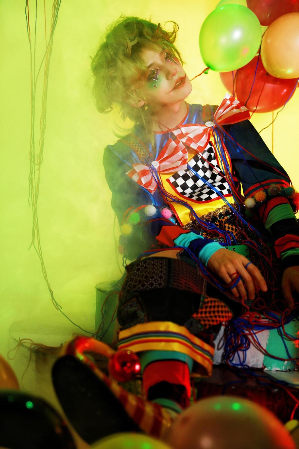 YiTuYu艺图语 Vol.2481 Yoru Kari