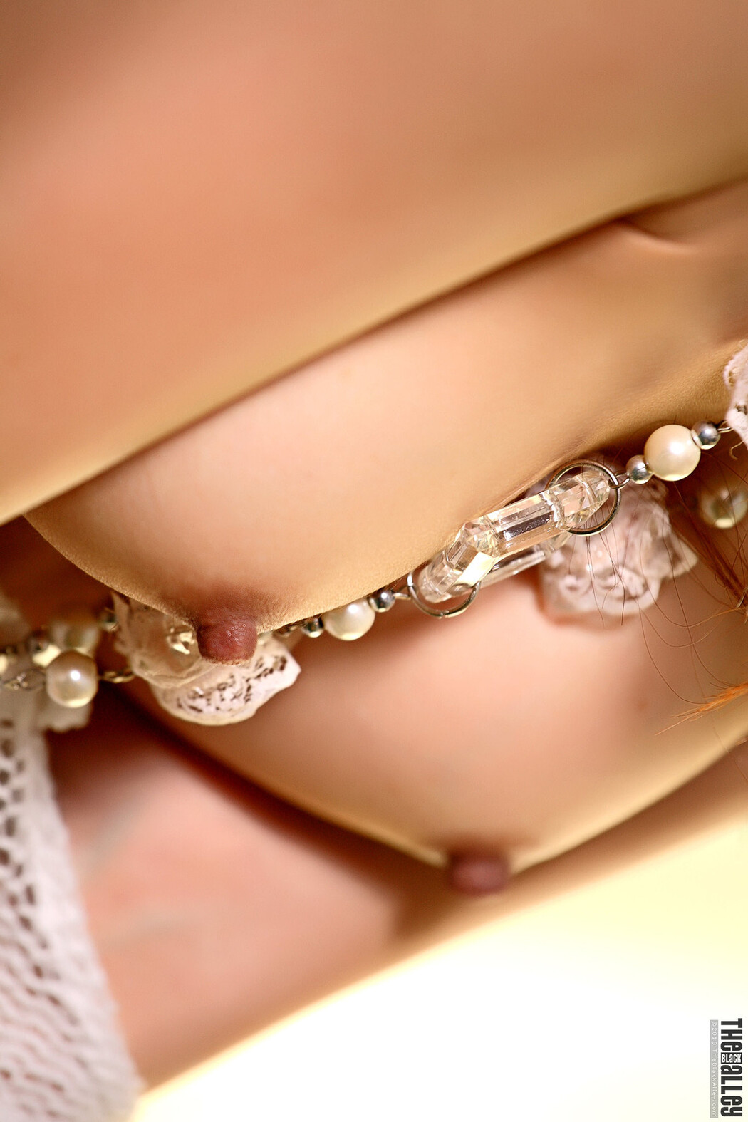 Jessica The Black Alley Photobook Set.03