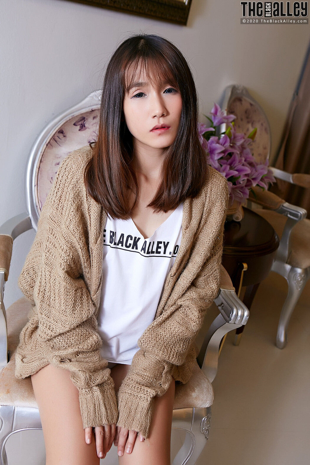 Chia Ling The Black Alley Photobook Set.33