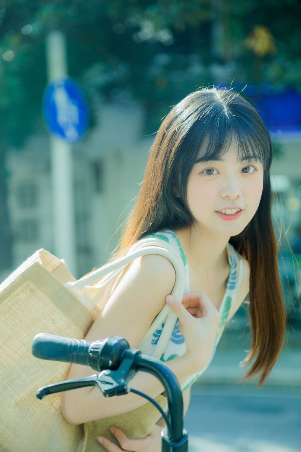YiTuYu艺图语 Vol.2551 Ke Ai Pao Pao Ya