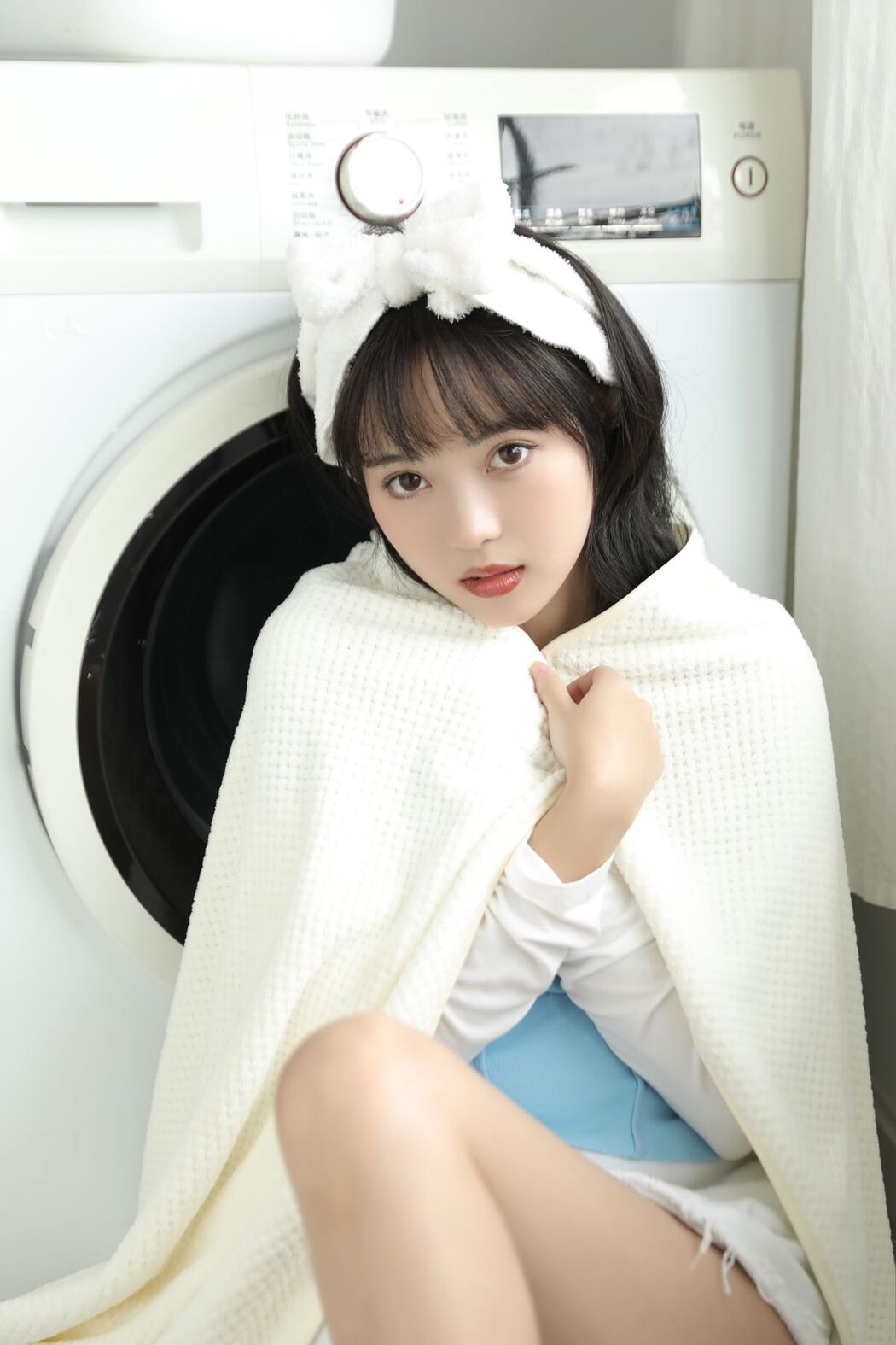 YiTuYu艺图语 Vol.2535 Xiao Wei Ren Er