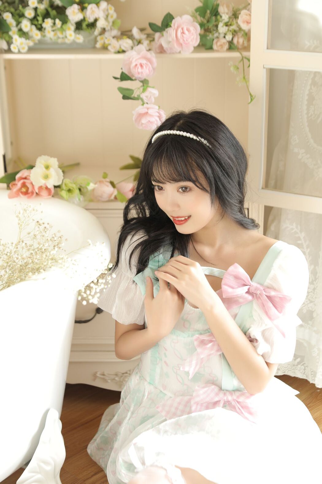 YiTuYu艺图语 Vol.2587 Xiao Wei Ren Er