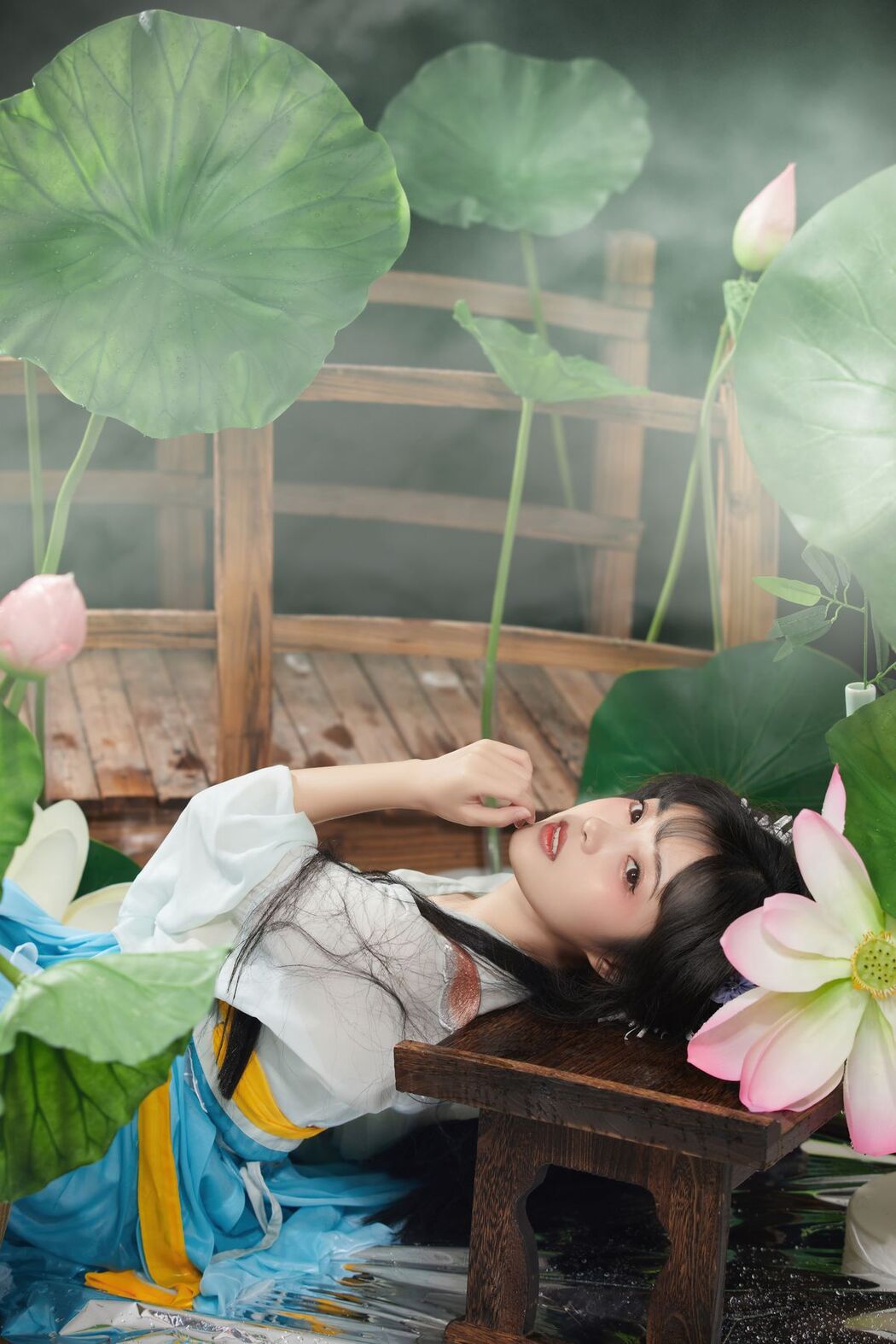 YiTuYu艺图语 Vol.2556 Xiao Wei Ren Er